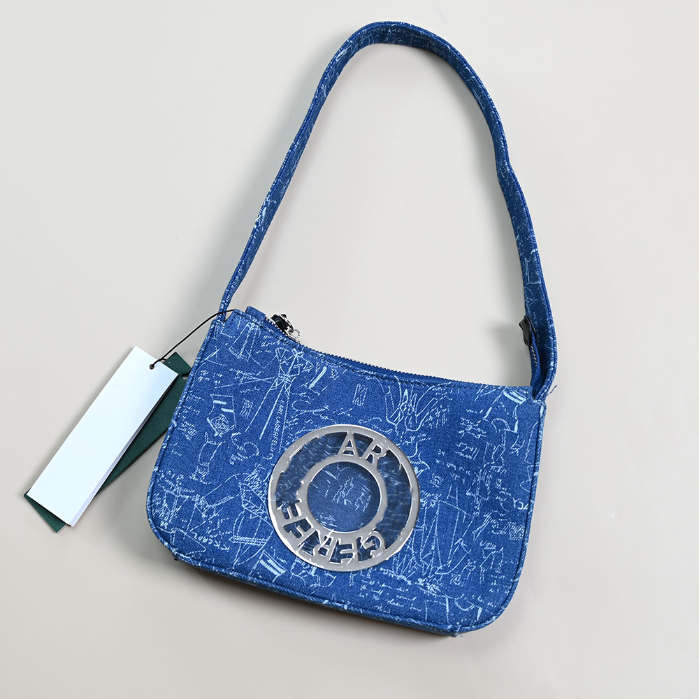 Women'S Young Bags - กระเป๋าถือผู้หญิงใหม่ ผ้าเดนิม แต่งตัวอักษรโลหะ สะพายไหล่เดียว สะพายข้าง กระเป๋าใต้วงแขน