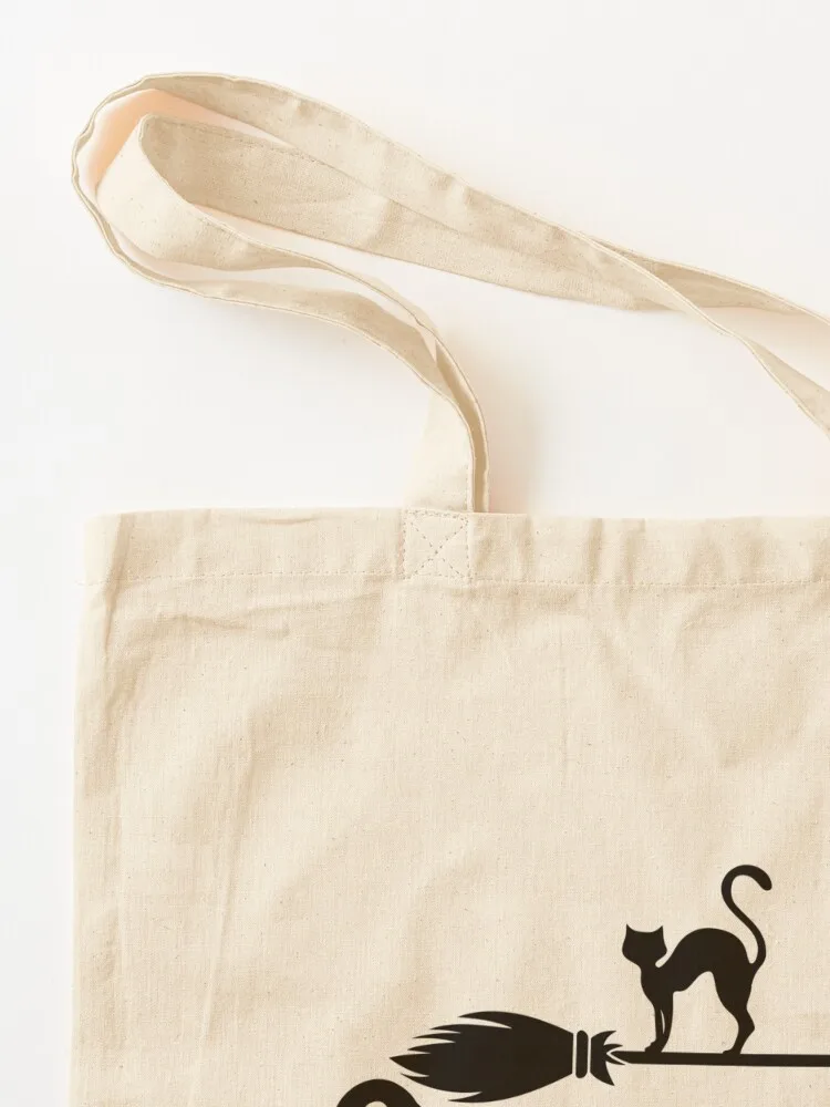 บริษัทซาเล็มบรูม - ชุดแม่มดฮาโ - Women Bags Company บทวิจารณ์และราคา