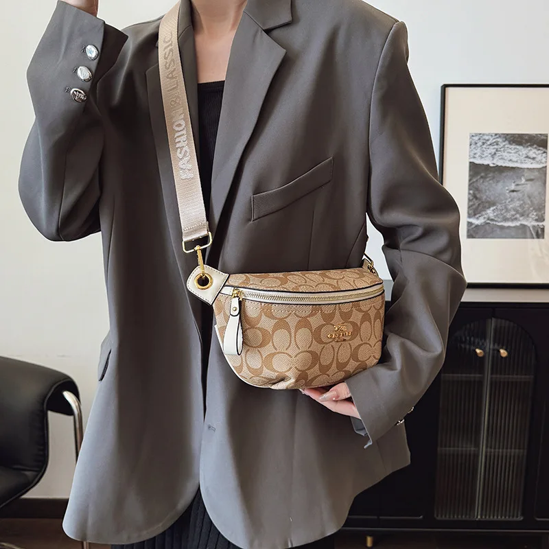 กระเป๋าคาดเอวและสะพายหน้าอกสำห - Women Bags 2026 Trends บทวิจารณ์และราคา